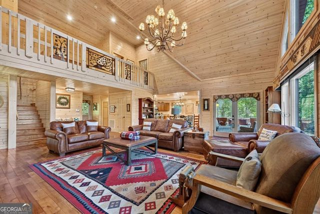 85 Squirrel Chase, Morganton, GA 30560