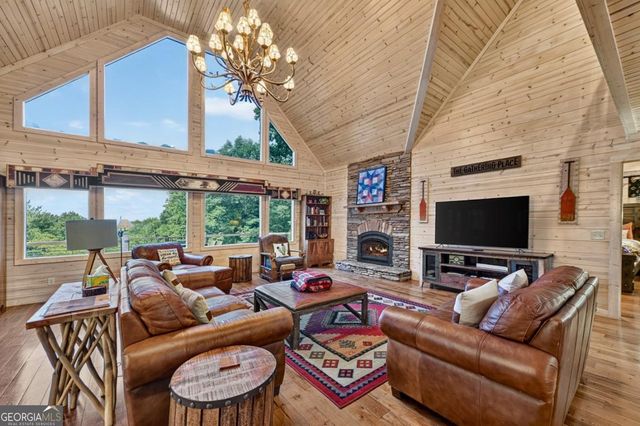 85 Squirrel Chase, Morganton, GA 30560