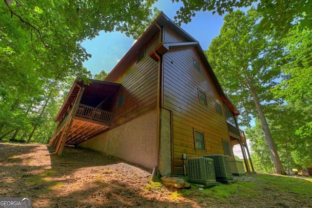 85 Squirrel Chase, Morganton, GA 30560