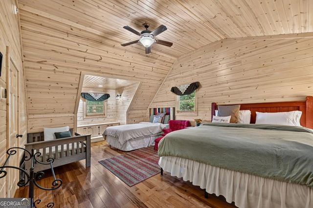 85 Squirrel Chase, Morganton, GA 30560