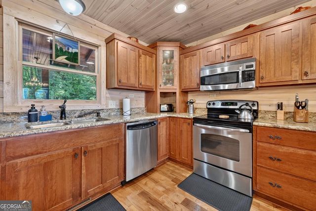 85 Squirrel Chase, Morganton, GA 30560