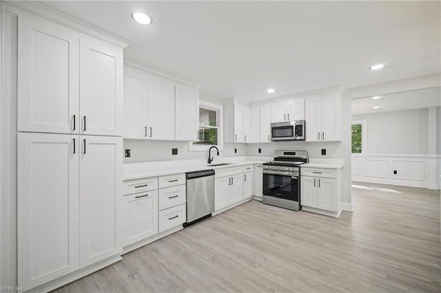 2602 Cecilia TER, Chesapeake, VA 23323