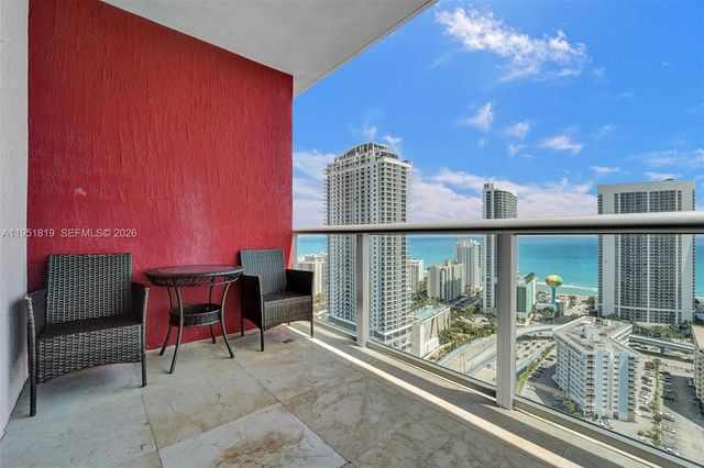 2600 E Hallandale Beach Blvd T3201, Hallandale Beach, FL 33009
