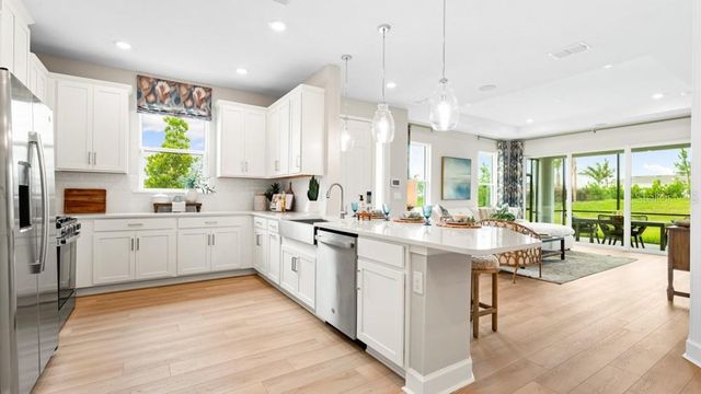 7520 MOONBEAM AVENUE, Sarasota, FL 34241