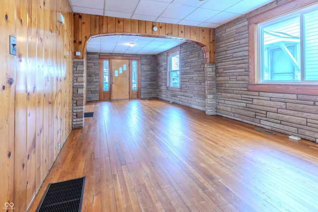 2120 George Street, Anderson, IN 46016