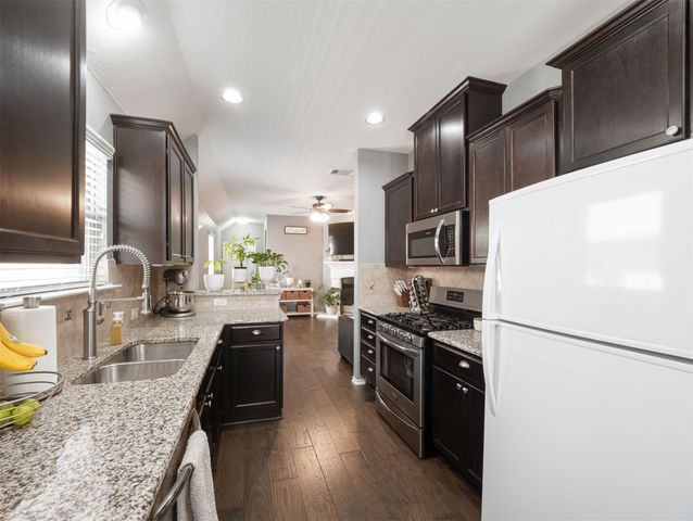 9904 Moccasin Creek Lane, Mckinney, TX 75071