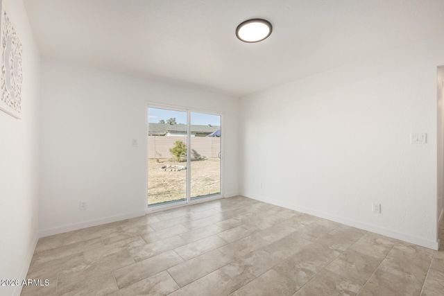 8226 W MEADOWBROOK Avenue, Phoenix, AZ 85033