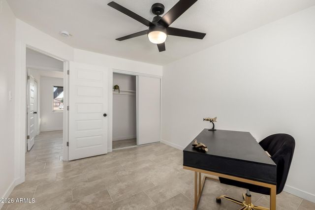 8226 W MEADOWBROOK Avenue, Phoenix, AZ 85033