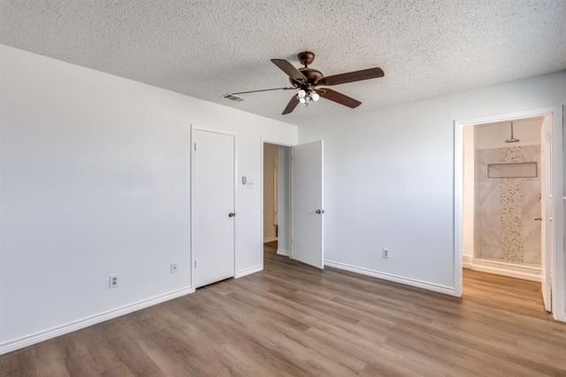1300 Ray Berglund BLVD, Round Rock, TX 78664