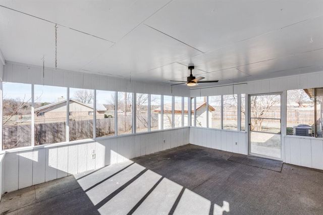 1300 Ray Berglund BLVD, Round Rock, TX 78664