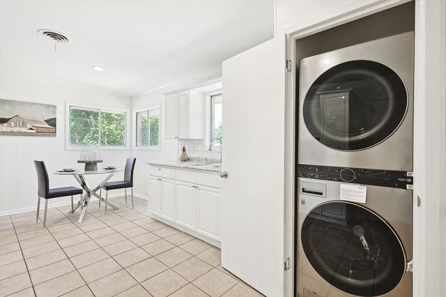 1401 S Stratton Street, Decatur, TX 76234