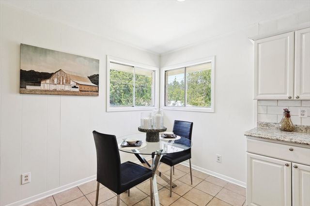 1401 S Stratton Street, Decatur, TX 76234