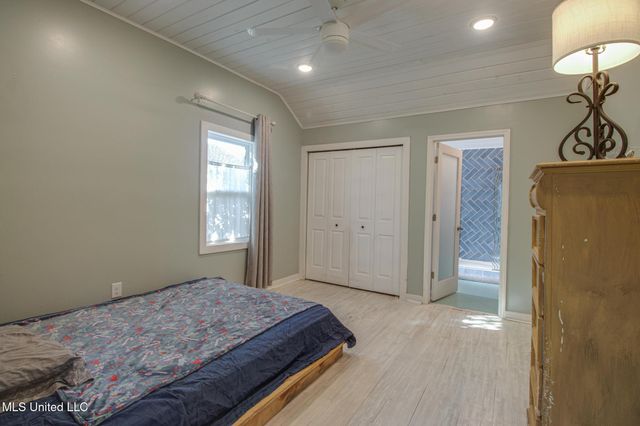 182 Miramar Avenue, Biloxi, MS 39530