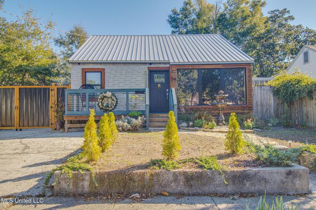 182 Miramar Avenue, Biloxi, MS 39530