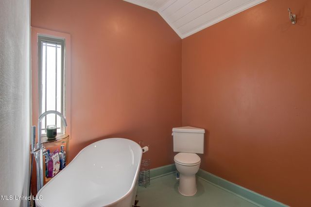 182 Miramar Avenue, Biloxi, MS 39530