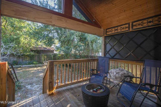 182 Miramar Avenue, Biloxi, MS 39530