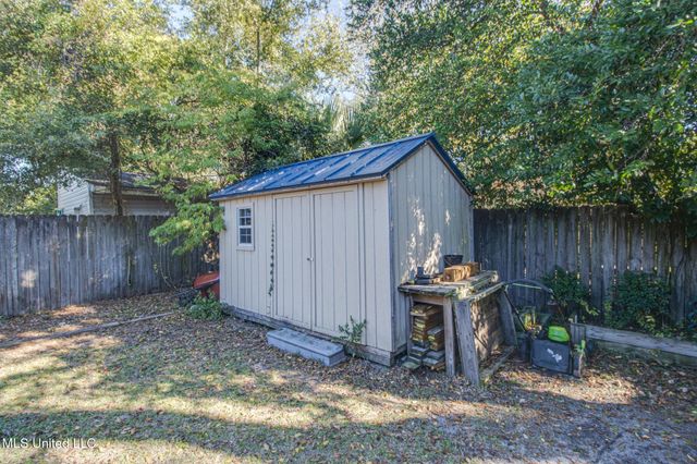 182 Miramar Avenue, Biloxi, MS 39530