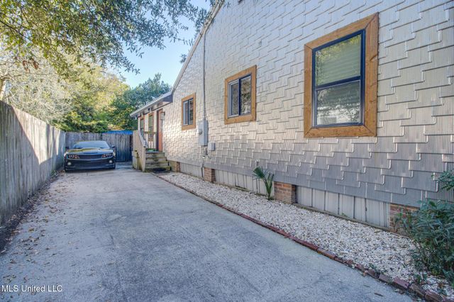 182 Miramar Avenue, Biloxi, MS 39530