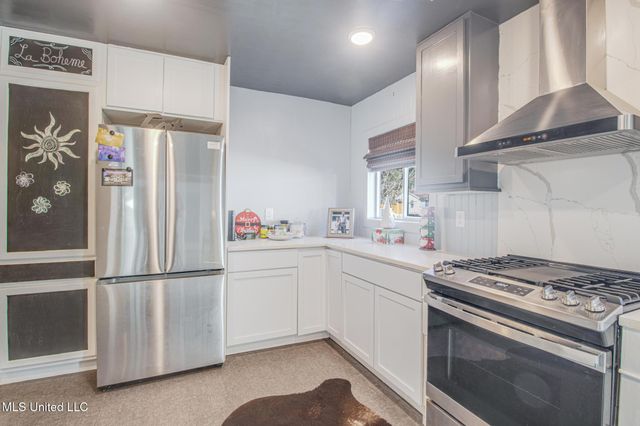 182 Miramar Avenue, Biloxi, MS 39530