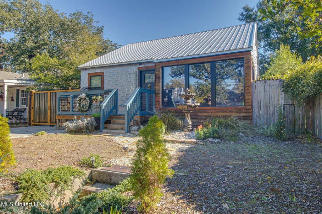 182 Miramar Avenue, Biloxi, MS 39530