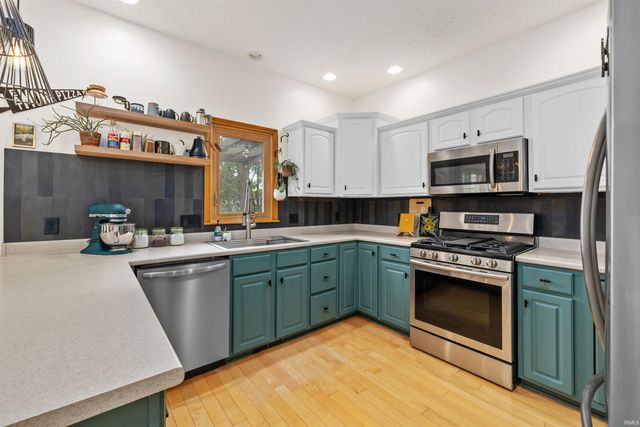 15025 Sea Holly Court, Fort Wayne, IN 46814