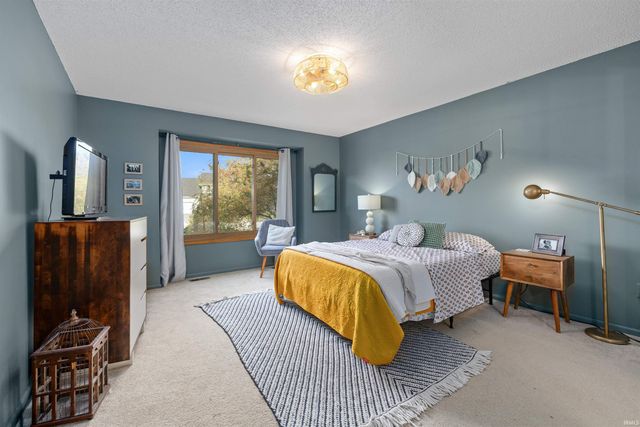 15025 Sea Holly Court, Fort Wayne, IN 46814