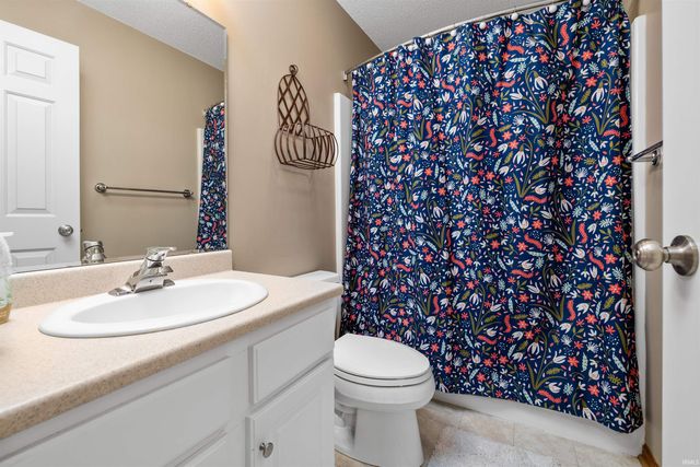 15025 Sea Holly Court, Fort Wayne, IN 46814