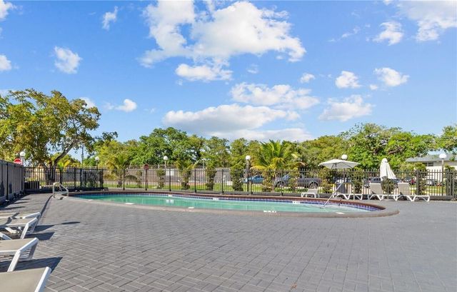 7820 S Colony Cir Circle 109, Tamarac, FL 33321