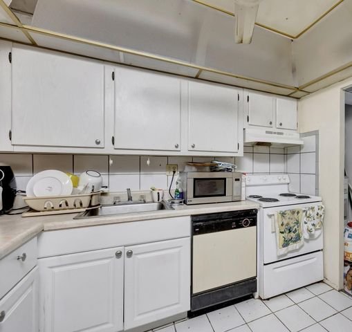 7820 S Colony Cir Circle 109, Tamarac, FL 33321