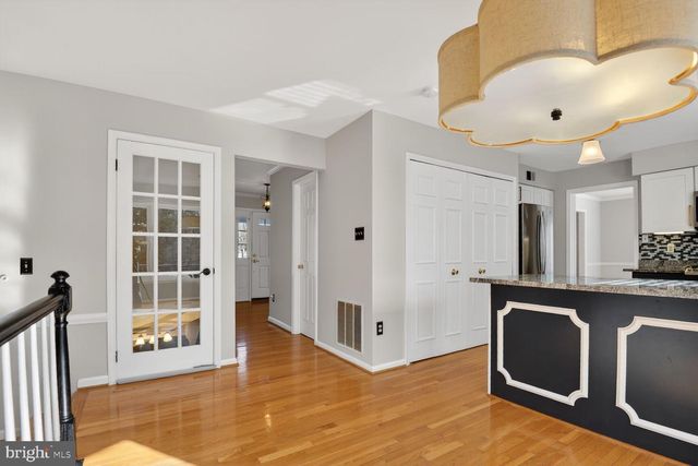 3314 TUCKAWAY CT, Herndon, VA 20171