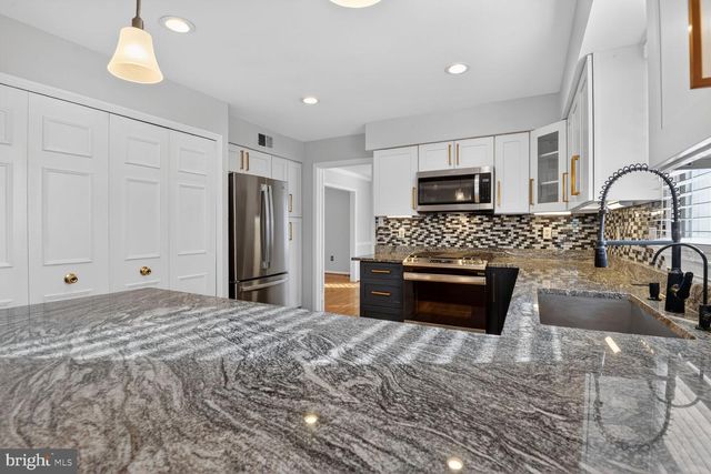 3314 TUCKAWAY CT, Herndon, VA 20171