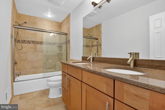 3314 TUCKAWAY CT, Herndon, VA 20171