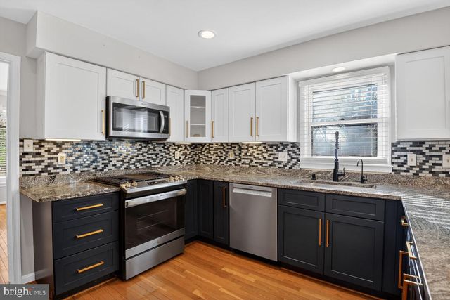 3314 TUCKAWAY CT, Herndon, VA 20171