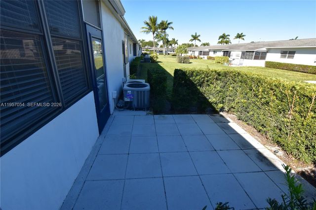 2750 E Emory Dr H, West Palm Beach, FL 33415