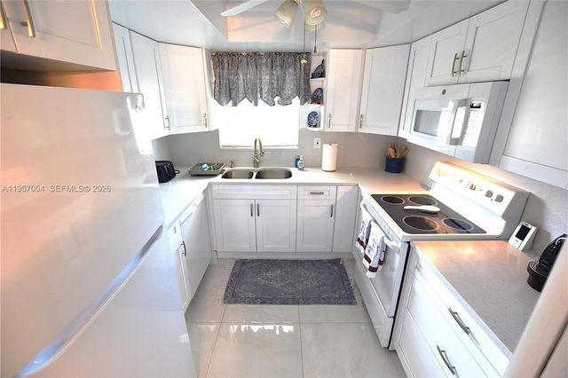 2750 E Emory Dr H, West Palm Beach, FL 33415