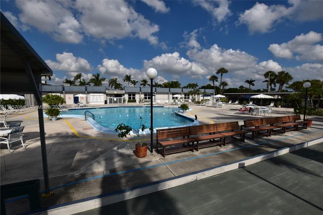 2750 E Emory Dr H, West Palm Beach, FL 33415