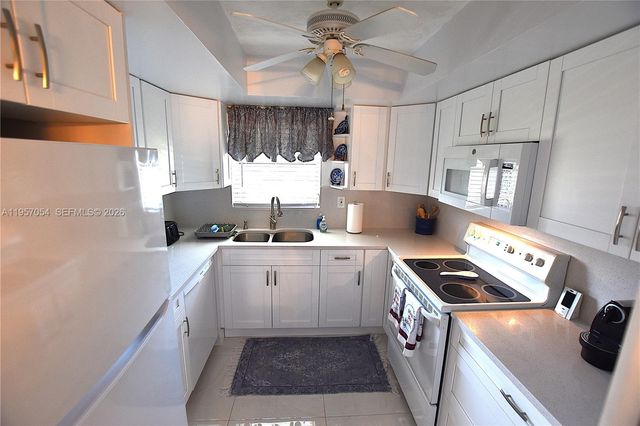 2750 E Emory Dr H, West Palm Beach, FL 33415