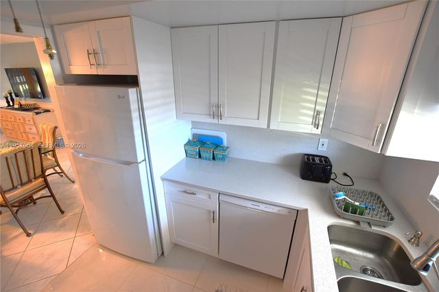 2750 E Emory Dr H, West Palm Beach, FL 33415