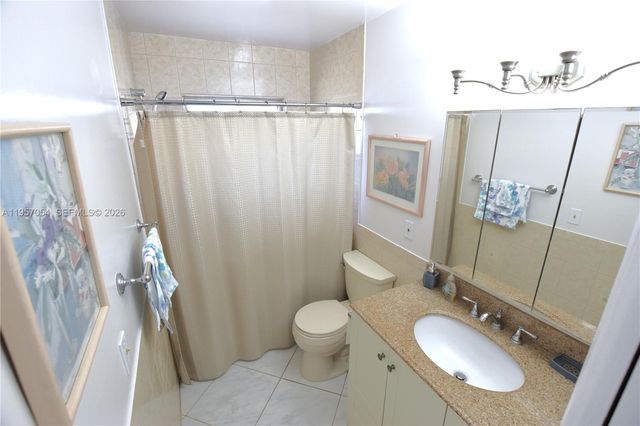 2750 E Emory Dr H, West Palm Beach, FL 33415