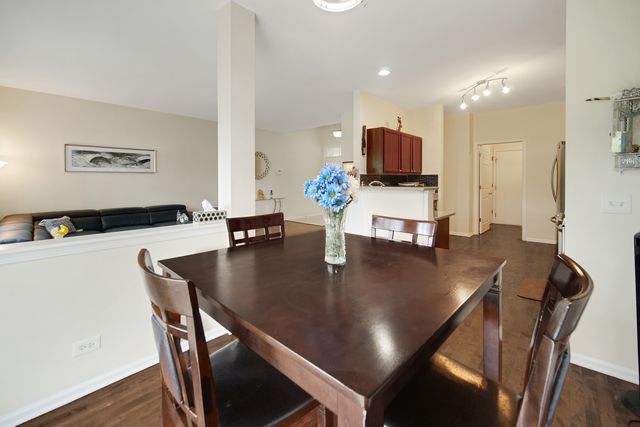 439 Bay Tree Circle, Vernon Hills, IL 60061