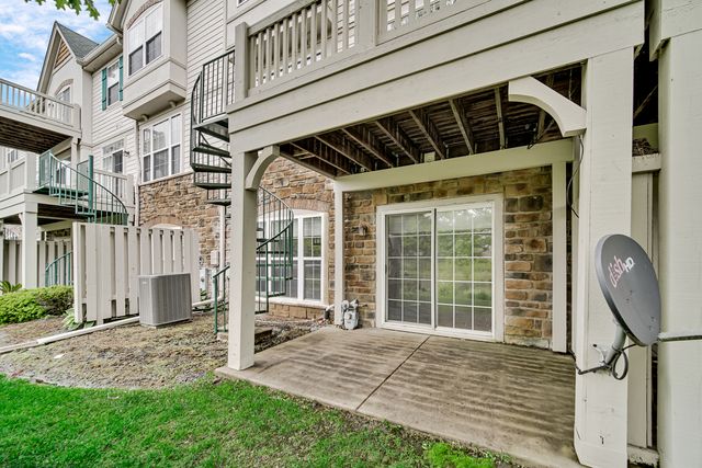 439 Bay Tree Circle, Vernon Hills, IL 60061