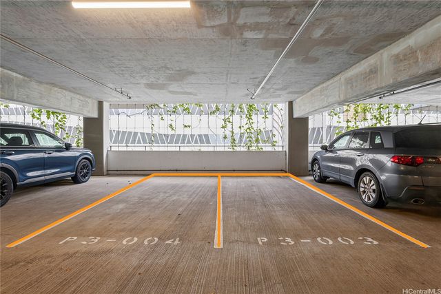 1000 Auahi Street 1400, Honolulu, HI 96814