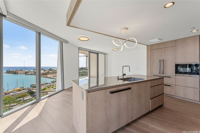 1000 Auahi Street 1400, Honolulu, HI 96814