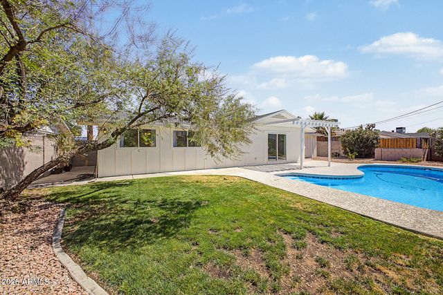 8725 E CORONADO Road, Scottsdale, AZ 85257
