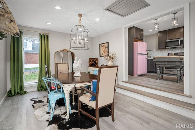 3746 Fee Fee Road, Bridgeton, MO 63044