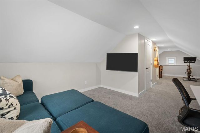 3746 Fee Fee Road, Bridgeton, MO 63044