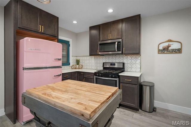 3746 Fee Fee Road, Bridgeton, MO 63044