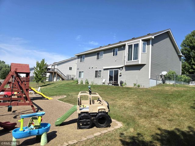 707 4th Avenue SW, Isanti, MN 55040