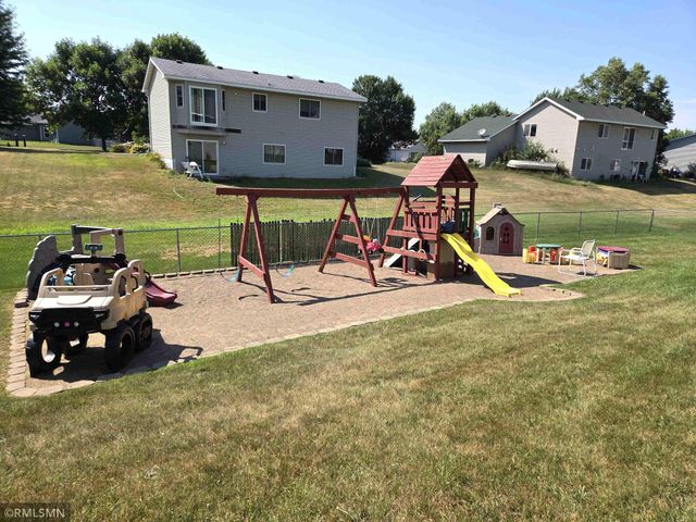 707 4th Avenue SW, Isanti, MN 55040