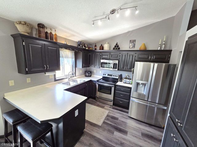 707 4th Avenue SW, Isanti, MN 55040